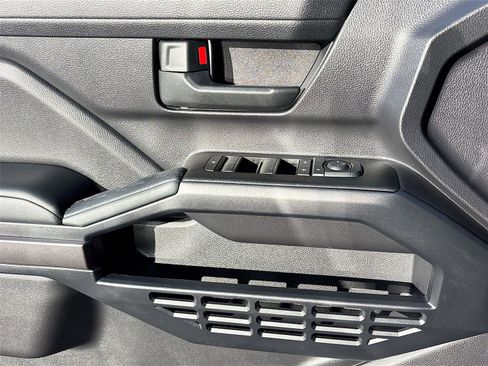 Used 2025 Toyota 4Runner SR5 image 20