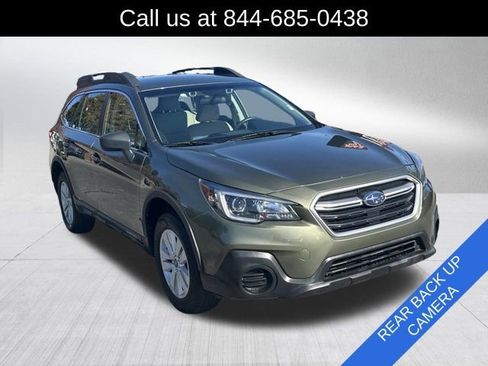 Used 2019 Subaru Outback 2.5i image 3