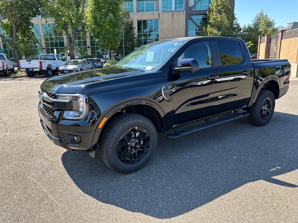 New 2026 Ford Ranger Lariat w/ FX4 Off-Road Package AWD/4WD image 2