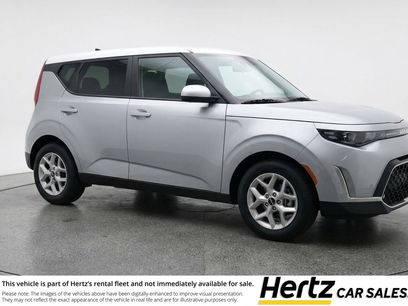 Used 2025 Kia Soul LX w/ LX Technology Package