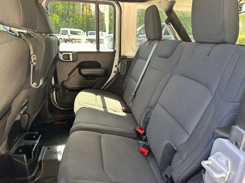 Used 2020 Jeep Wrangler Unlimited Sport AWD/4WD image 17