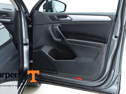 Used 2023 Volkswagen Tiguan S image 31