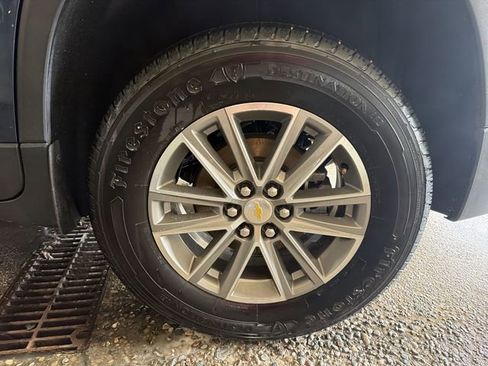 Certified 2022 Chevrolet Traverse LT image 10