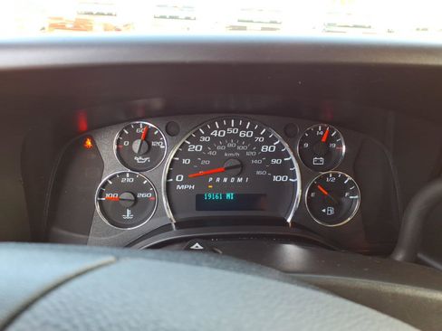 Used 2024 Chevrolet Express 2500 2500 w/ Driver Convenience Package image 14