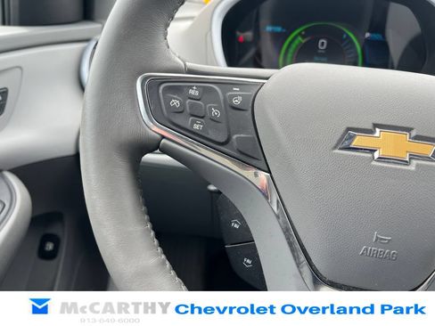 Used 2017 Chevrolet Volt LT w/ Comfort Package FWD image 12