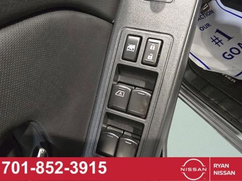 Certified 2023 Nissan Frontier SV w/ SV Convenience Package AWD/4WD image 35