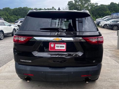 Used 2019 Chevrolet Traverse LT FWD image 5