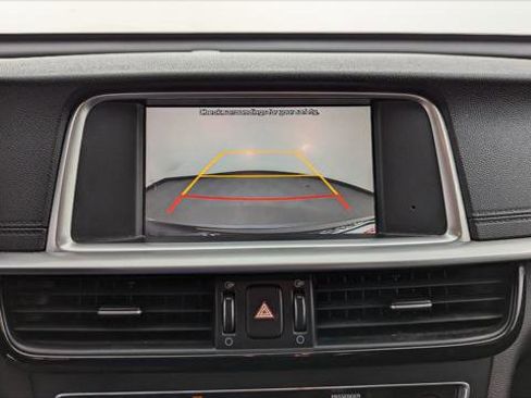 Used 2020 Kia Optima S image 26