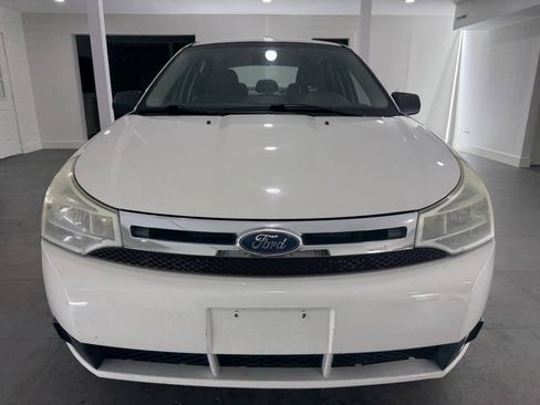 Used 2011 Ford Focus S FWD image 10