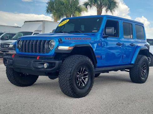 Used 2024 Jeep Wrangler Unlimited Rubicon AWD/4WD image 37