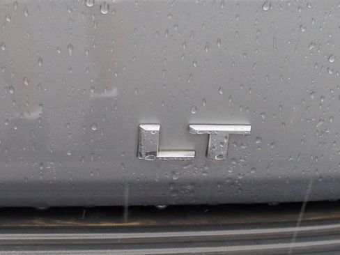 Used 2025 Chevrolet Tahoe LT AWD/4WD image 13