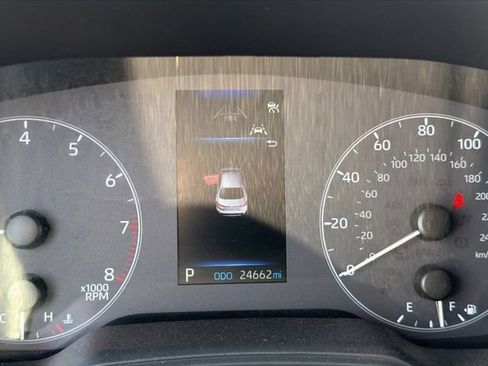 Used 2025 Toyota Corolla LE FWD image 11