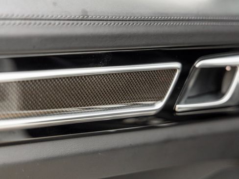 Certified 2020 Porsche Cayenne Turbo image 20