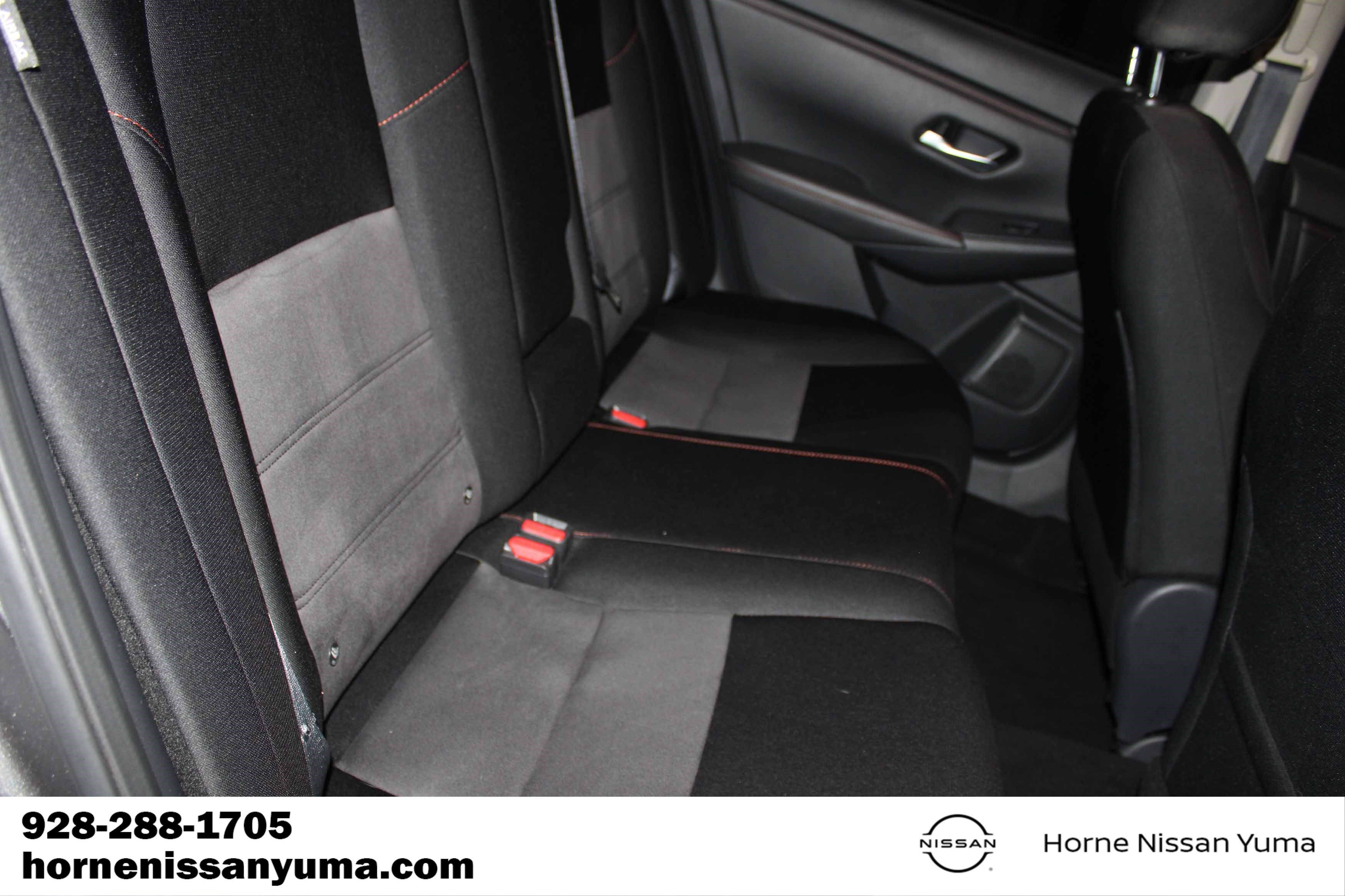 Used 2024 Nissan Sentra SR FWD image 7