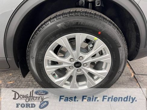 New 2026 Ford Escape Active w/ Active Premium Tech Pack FWD image 26