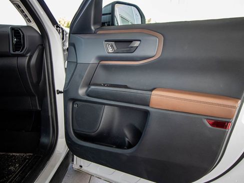 Used 2021 Ford Bronco Sport Outer Banks w/ Outer Banks Package (96D) AWD/4WD image 17