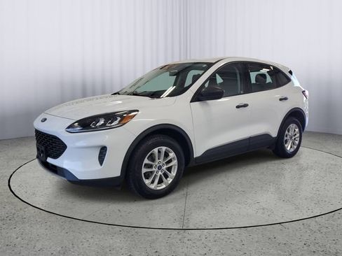 Certified 2022 Ford Escape S AWD/4WD image 2