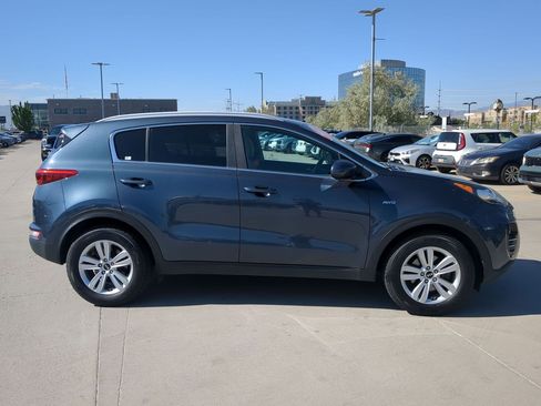 Used 2017 Kia Sportage LX w/ LX Popular Package AWD/4WD image 6