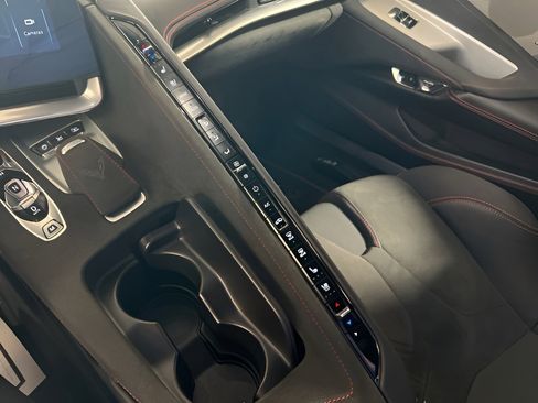 Used 2024 Chevrolet Corvette Z06 w/ Z07 Performance Package image 14