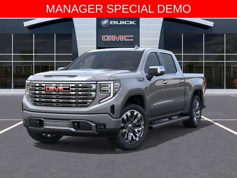 Used 2026 GMC Sierra 1500 Denali w/ Denali Reserve Package AWD/4WD image 6