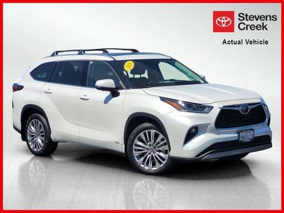 Certified 2026 Toyota Highlander Platinum