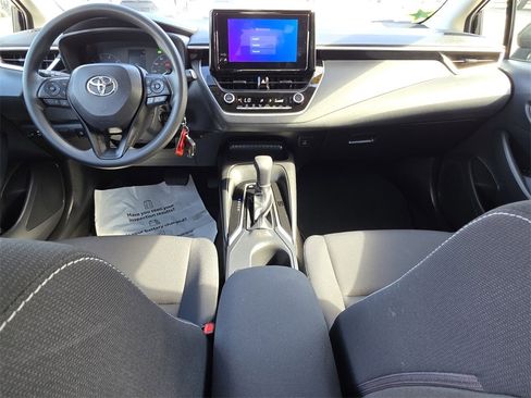 Certified 2023 Toyota Corolla LE image 5