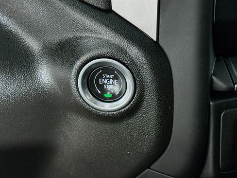 Used 2024 GMC Sierra 2500 Pro w/ Convenience Package image 18