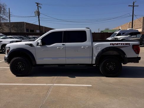 Used 2025 Ford F150 Raptor image 4