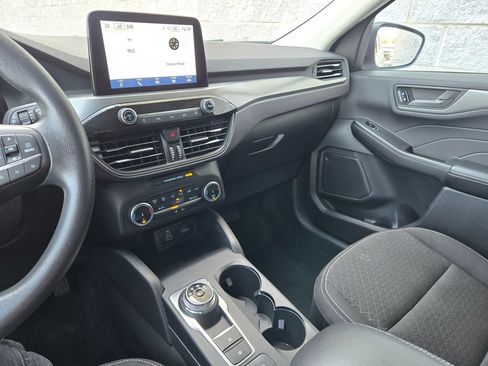 Used 2025 Ford Escape Active AWD/4WD image 22