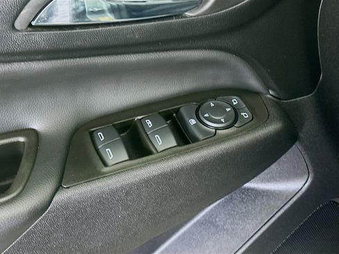 Used 2024 Chevrolet Equinox LT w/ LPO, Floor Liner Package image 15