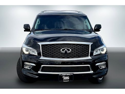 Used 2017 INFINITI QX80 4WD image 2