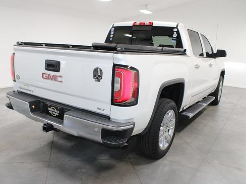 Used 2018 GMC Sierra 1500 SLT AWD/4WD image 9
