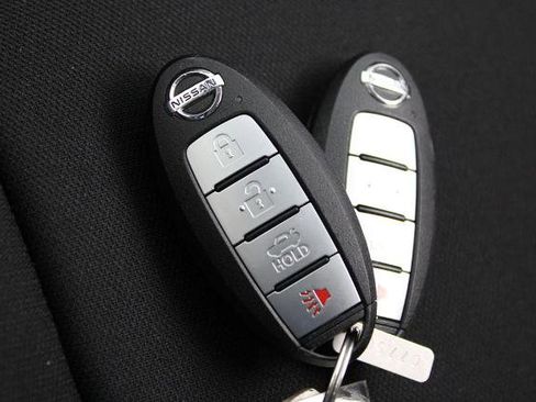 Certified 2023 Nissan Sentra SV image 29