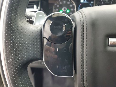 Used 2020 Land Rover Range Rover Velar R-Dynamic S image 24