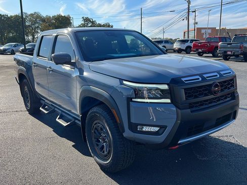 New 2026 Nissan Frontier PRO-4X image 3