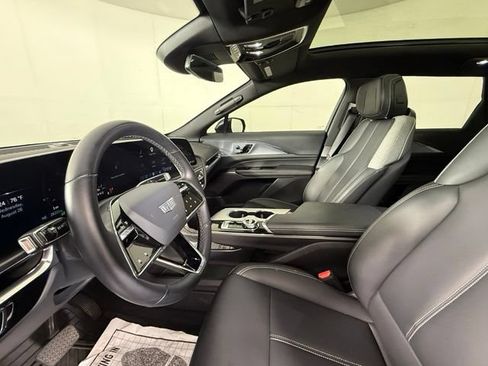 Certified 2024 Cadillac Lyriq Tech w/ Driver Assist Package AWD/4WD image 18