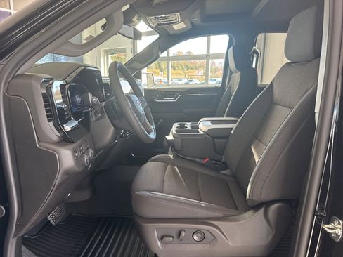 New 2026 Chevrolet Silverado 1500 LT image 17