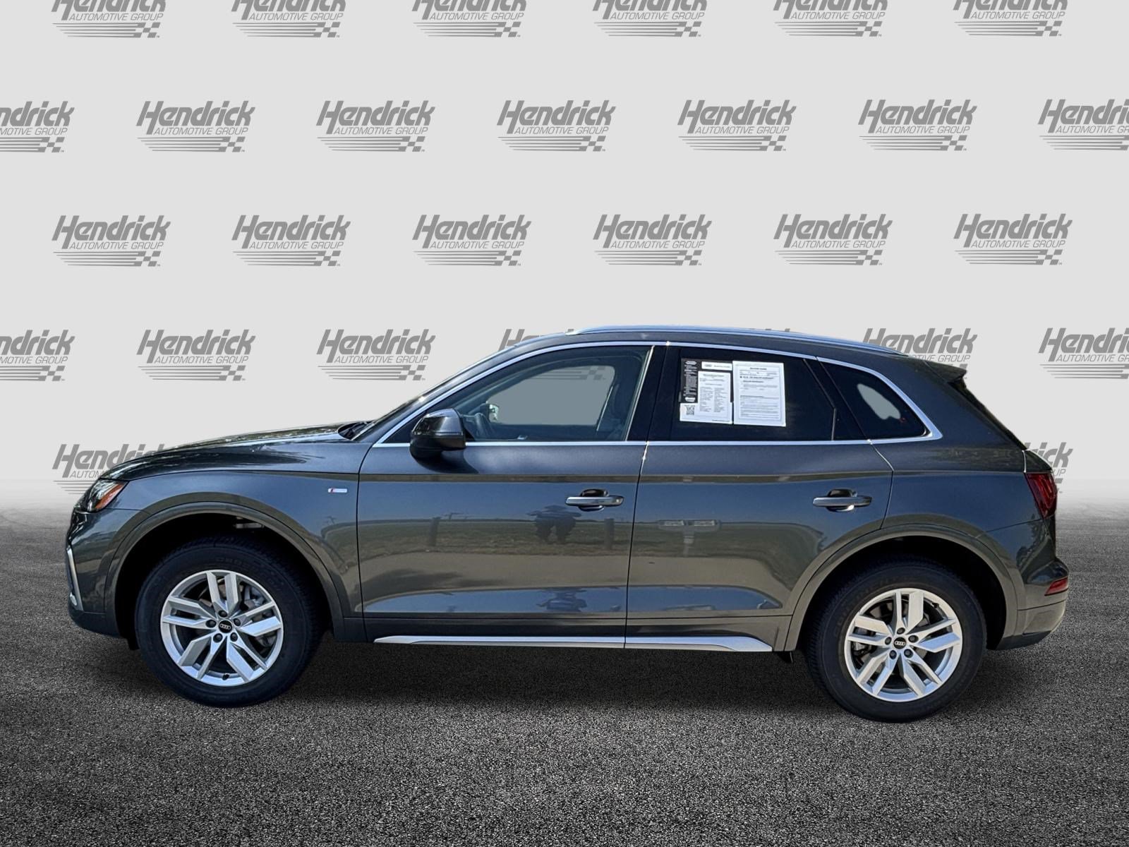 Certified 2023 Audi Q5 2.0T Premium w/ Convenience Package AWD/4WD image 7