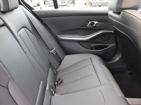 Used 2024 BMW 330i xDrive Sedan w/ Premium Package AWD/4WD image 14