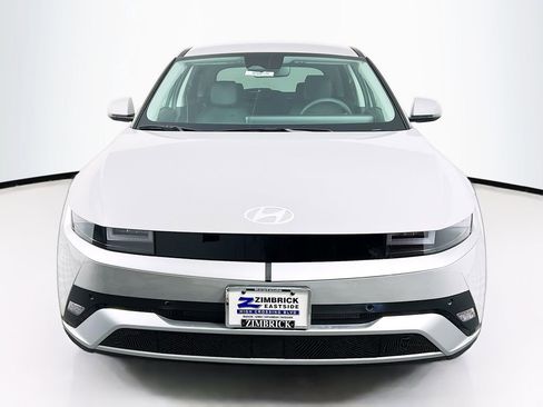 New 2026 Hyundai Ioniq 5 SEL image 2