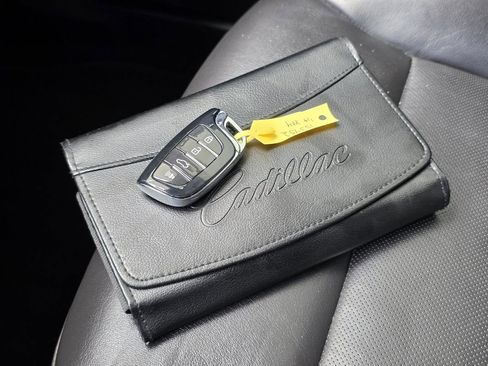 Used 2019 Cadillac XT4 Premium Luxury FWD image 33