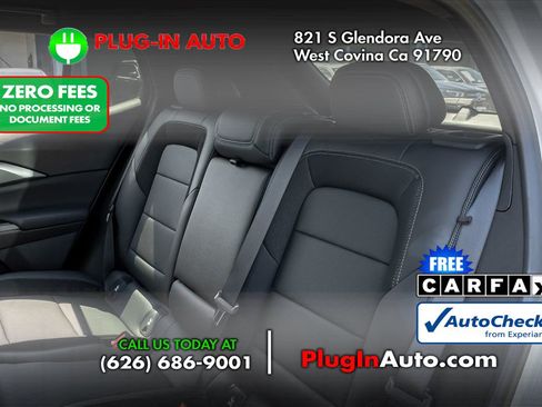 Used 2024 Chevrolet Equinox EV LT w/ LPO, Active Package FWD image 10