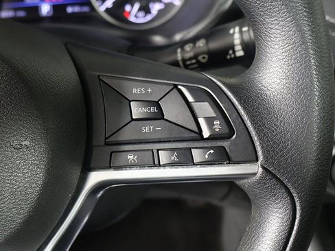 Used 2024 Nissan Sentra SV image 35