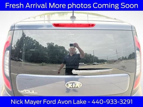 Used 2016 Kia Soul ! w/ Premium Package FWD image 5