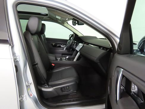 Certified 2024 Land Rover Discovery Sport S image 21