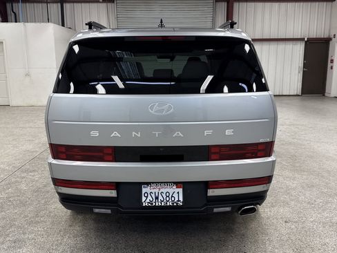 Used 2025 Hyundai Santa Fe Limited image 16