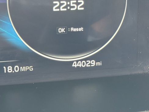 Used 2023 Kia Sorento SX image 17