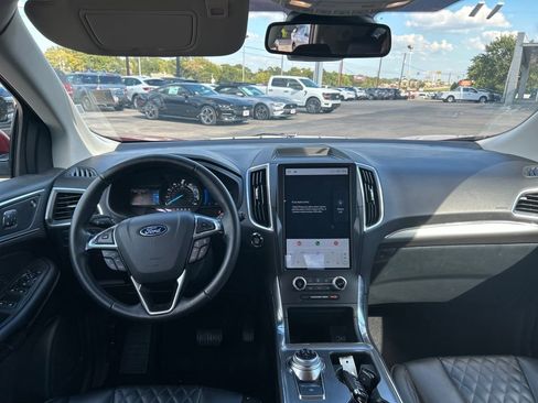 Certified 2024 Ford Edge Titanium image 10