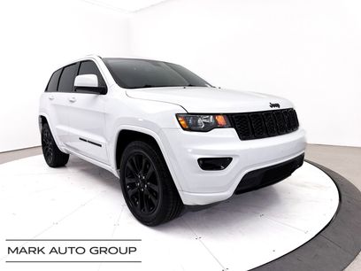 Used 2019 Jeep Grand Cherokee Altitude
