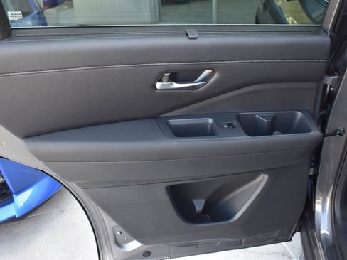 New 2026 Nissan Pathfinder SL FWD image 47